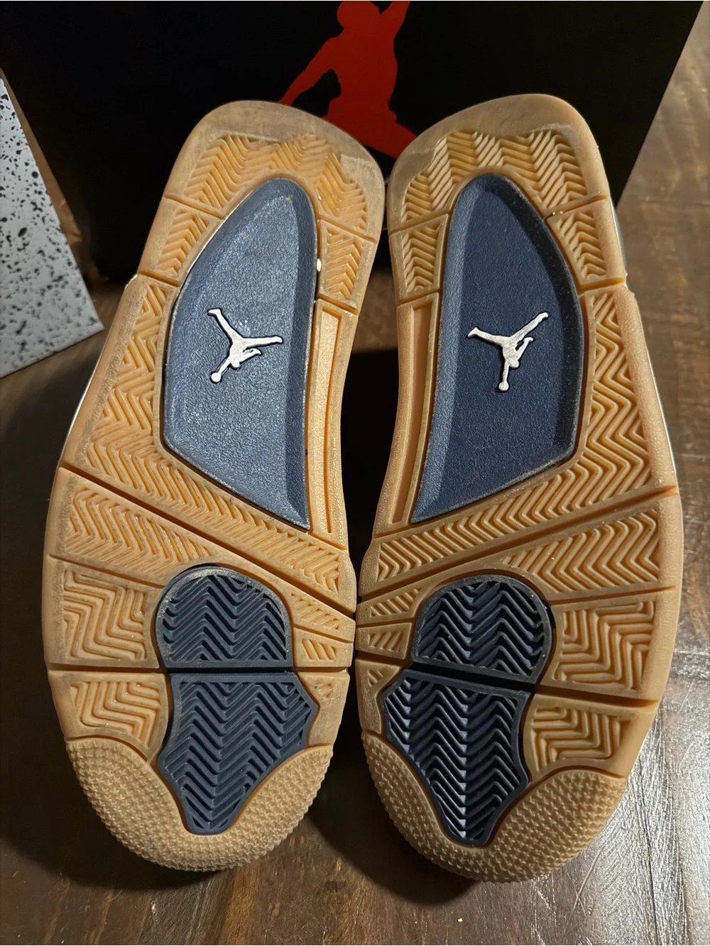 Jordan Retro 4 Navy and Yellow Leather Sneakers - 9.5 M